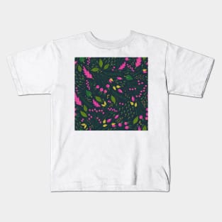 Colorful pattern with autumn plants Kids T-Shirt